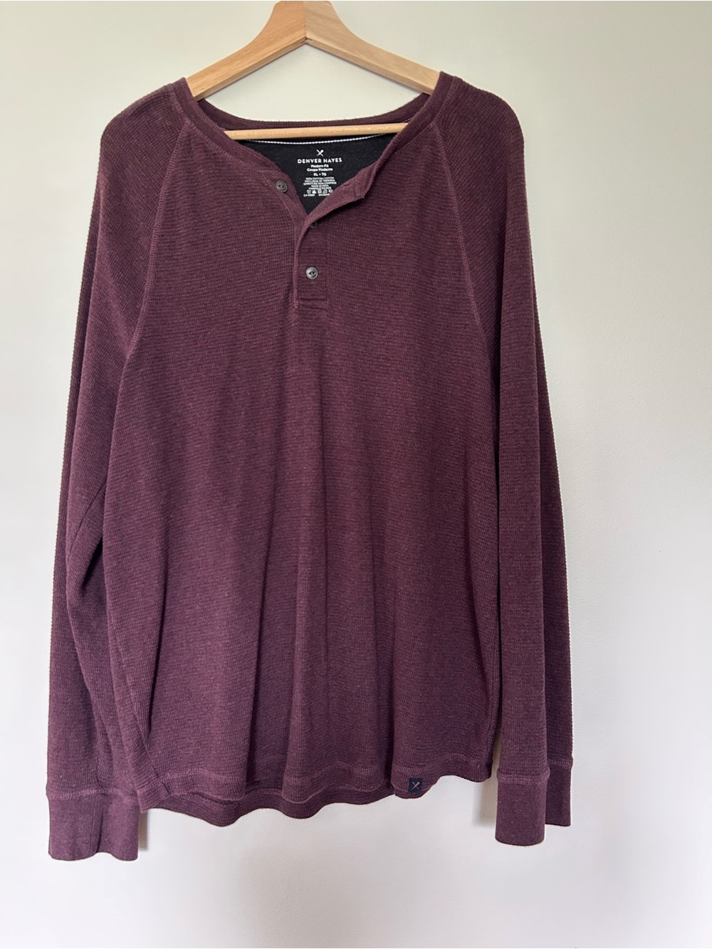 Denver Hayes Men's Long-Sleeve Henley - Wine